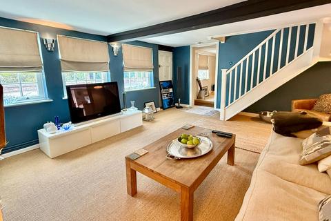 4 bedroom cottage for sale, CENTRAL RINGWOOD, BH24