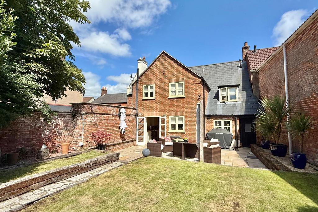3/4 bedroom character cottage