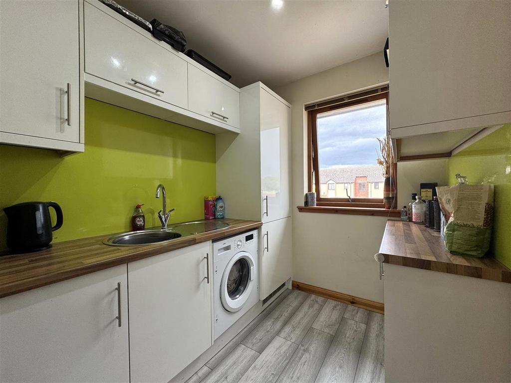 Kitchen.jpg