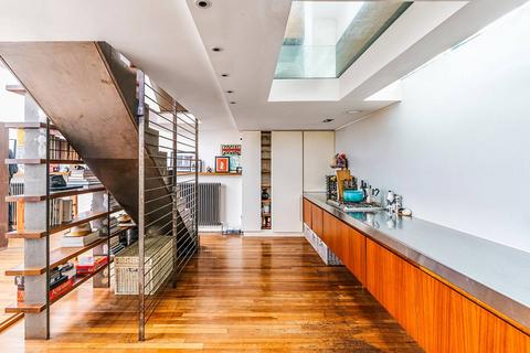 1 bedroom flat for sale, Bramshaw Road, Victoria Park, London, E9