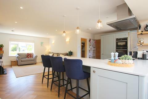 3 bedroom property for sale, 9 Clos De Beauvoir, Castel, Guernsey, GY5