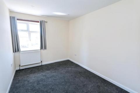 2 bedroom apartment to rent, Wren Court, Surbiton KT5