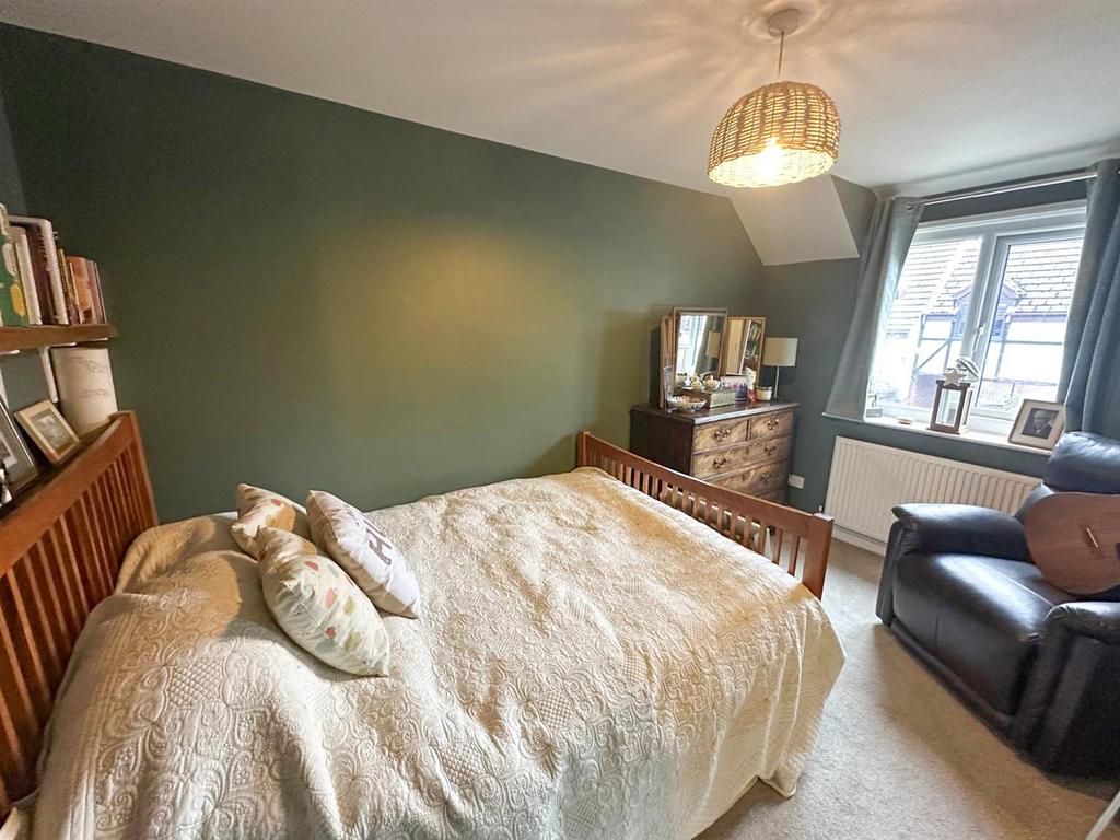 Four Bed Townhouse, Silsden 16