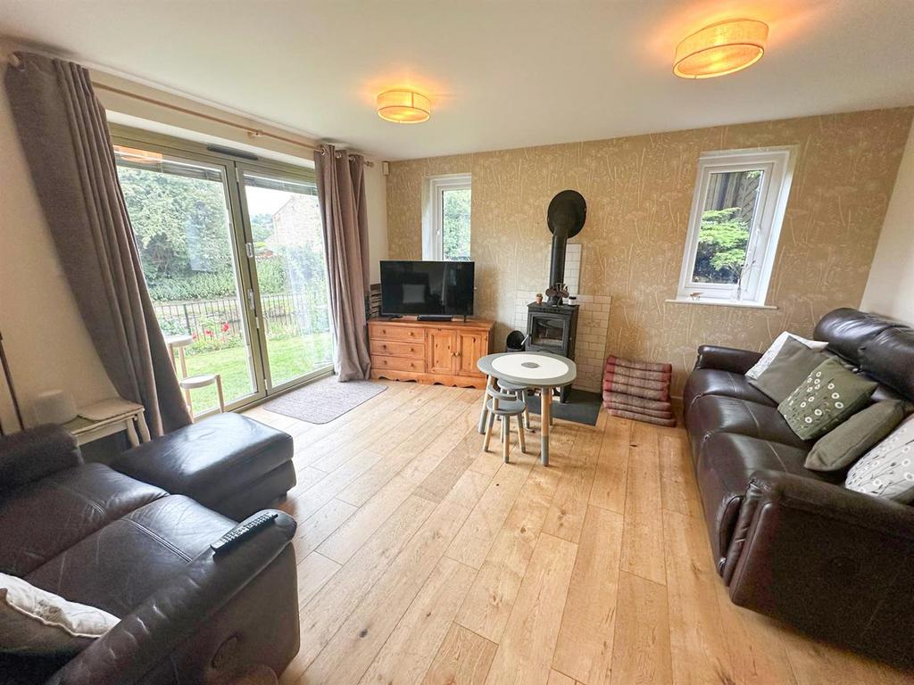 Four Bed Townhouse, Silsden 2