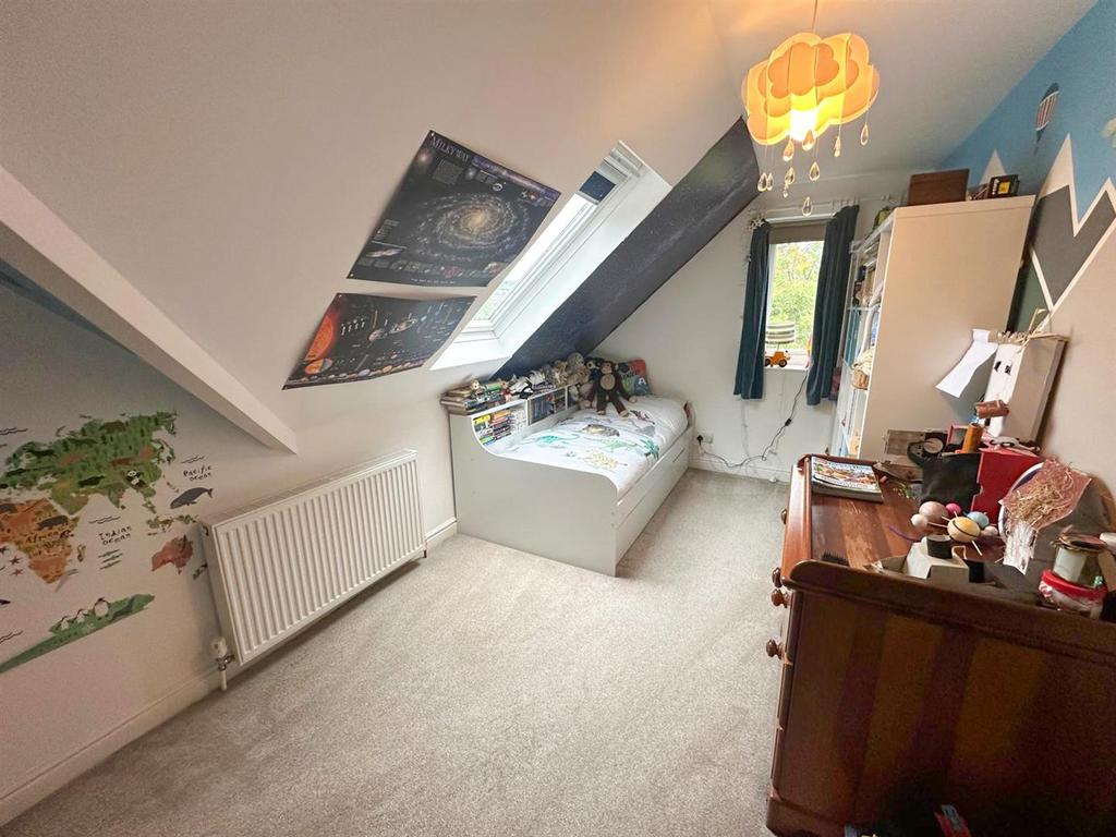 Four Bed Townhouse, Silsden 20