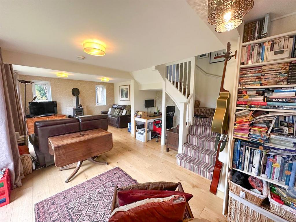 Four Bed Townhouse, Silsden 3