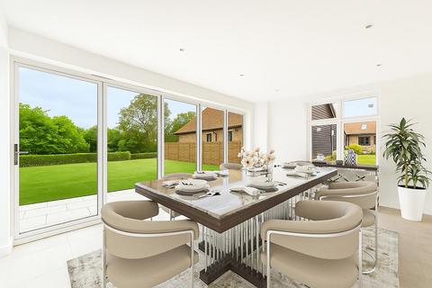 4 bedroom detached house for sale, Moulsham Green View, Moulsham Thrift, Chelmsford CM2