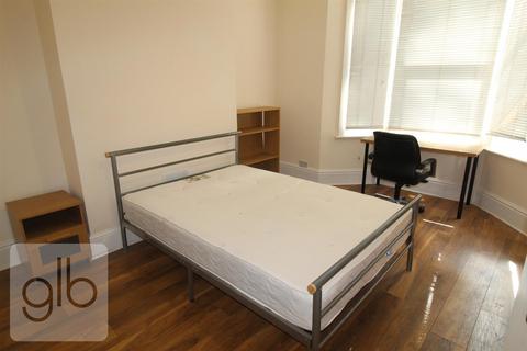 6 bedroom house share to rent, Walsgrave Road, Coventry