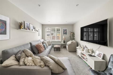 5 bedroom semi-detached bungalow for sale, Lyndhurst Avenue, Twickenham TW2