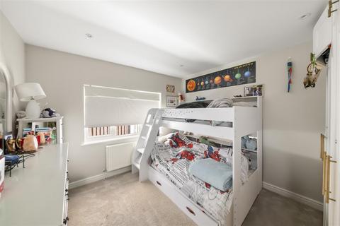5 bedroom semi-detached bungalow for sale, Lyndhurst Avenue, Twickenham TW2