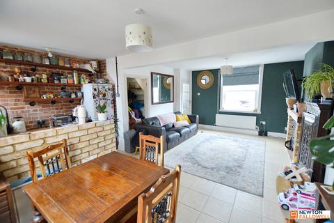 40 Burghley Street, Bourne, PE10 9NS