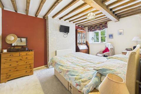 4 bedroom end of terrace house for sale, 7 Mill Street, Calne SN11