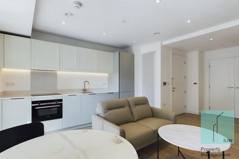 Studio to rent, Seagull Lane, London E16