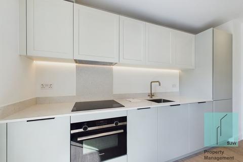 Studio to rent, Seagull Lane, London E16