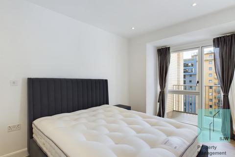 Studio to rent, Seagull Lane, London E16