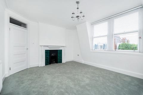 4 bedroom flat to rent, Moscow Road, Bayswater, London, W2