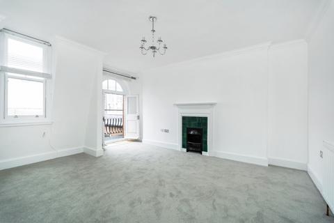 4 bedroom flat to rent, Moscow Road, Bayswater, London, W2