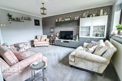 2 bedroom bungalow for sale, Coniston Road, Askern, Doncaster