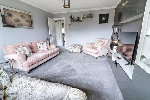 2 bedroom bungalow for sale, Coniston Road, Askern, Doncaster