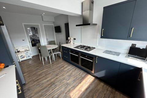 3 bedroom terraced house to rent, Ridgeway Road, Hull, East Yorkshire, HU5