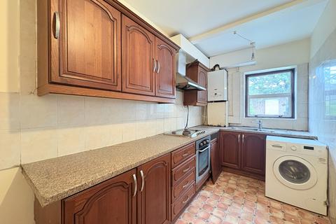 3 bedroom terraced house for sale, North Road,  Southall, UB1