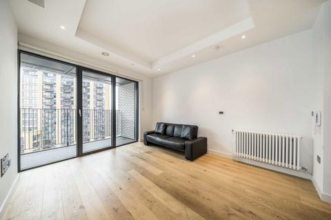 1 bedroom flat to rent, City Island Way, London E14