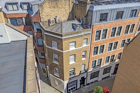 undefined, London EC4A