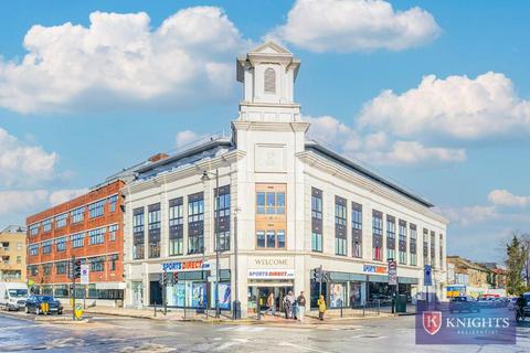 1 bedroom apartment for sale, River Heights, London, N17