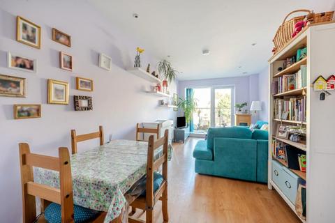 1 bedroom apartment for sale, River Heights, London, N17