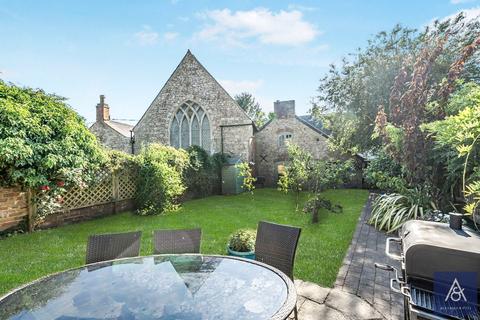 4 bedroom terraced house for sale, Chapel Road, Banbury OX17