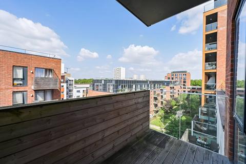 4 Barry Blandford Way, London E3