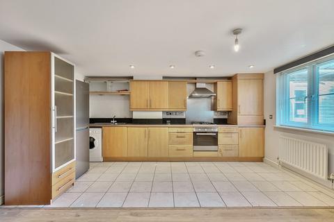 2 bedroom apartment for sale, Manor Way, London