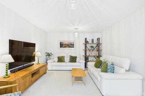 4 bedroom detached house for sale, Longwall Road, Pontefract WF8