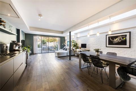 2 bedroom apartment for sale, Winsham Grove, London SW11