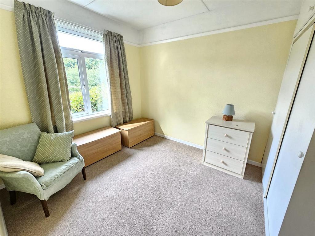 Bedroom 2.jpg