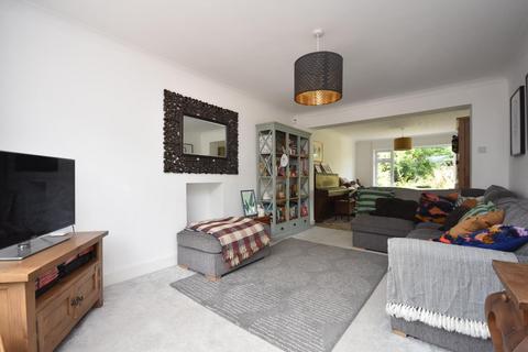 4 bedroom detached house for sale, 20 Knowbury Avenue, Penarth, CF64 5RX