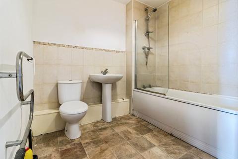 2 bedroom apartment to rent, Pilgrims Way, Greater Manchester M50