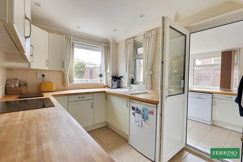 undefined, (Generous Garden and Garage), Templeway West, Lydney, Gloucestershire. GL15 5JD