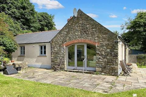 3 bedroom property with land for sale, Puncheston, Pembrokeshire