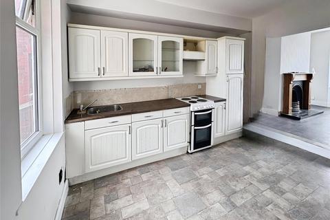 3 bedroom terraced house to rent, Queens Road, South Yorkshire DN1