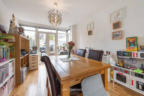 3 bedroom semi-detached house for sale, Rangoon Road, Solihull, West Midlands, B92