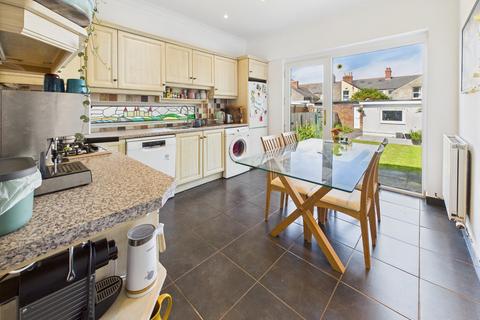 4 bedroom terraced house for sale, Laytonia Avenue, Cardiff. CF14