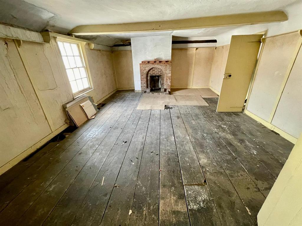 Second Floor Front Room