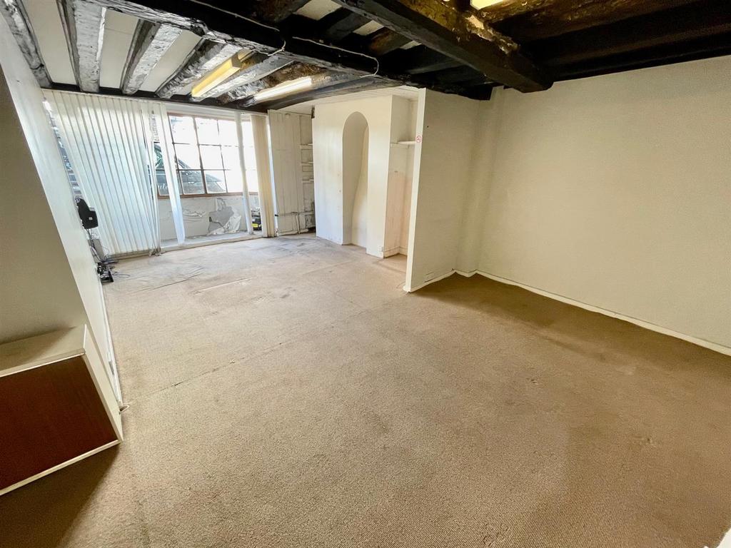 Ground Floor Reception