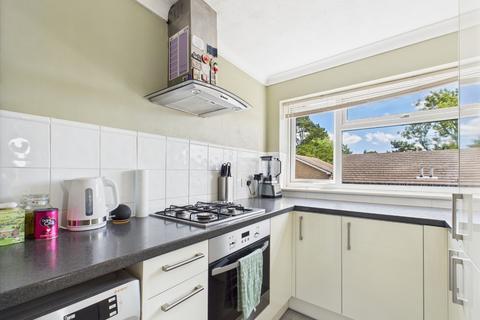 1 bedroom flat for sale, Glaston Court, Bromley BR1