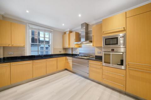 4 bedroom terraced house to rent, Charles Lane, St John's Wood, London, NW8