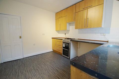 2 bedroom terraced house to rent, Claybank Terrace, Mossley OL5