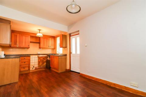 4 bedroom semi-detached house for sale, Castle Crescent, Dewsbury WF12