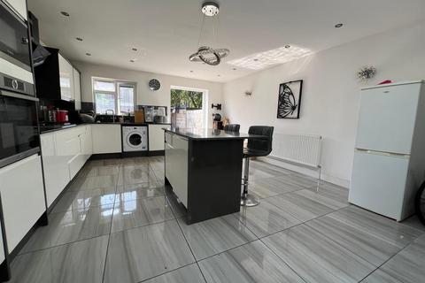 18 Cobham Road, Ilford, IG3 9JP