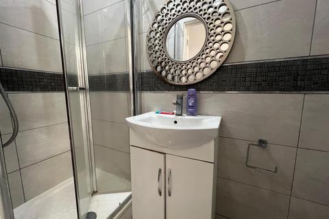 18 Cobham Road, Ilford, IG3 9JP